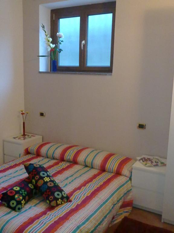 Affittacamere Valchiavenna - Foresteria Lombarda Con Parcheggio Privato Sul Posto! Apprezzata Gestione Familiare Dal 2012, Qualita-Prezzo Top! "Guest-House With Private Parking On Site! Appreciated Family Management Since 2012, Quality-Price Top!" Habitación foto
