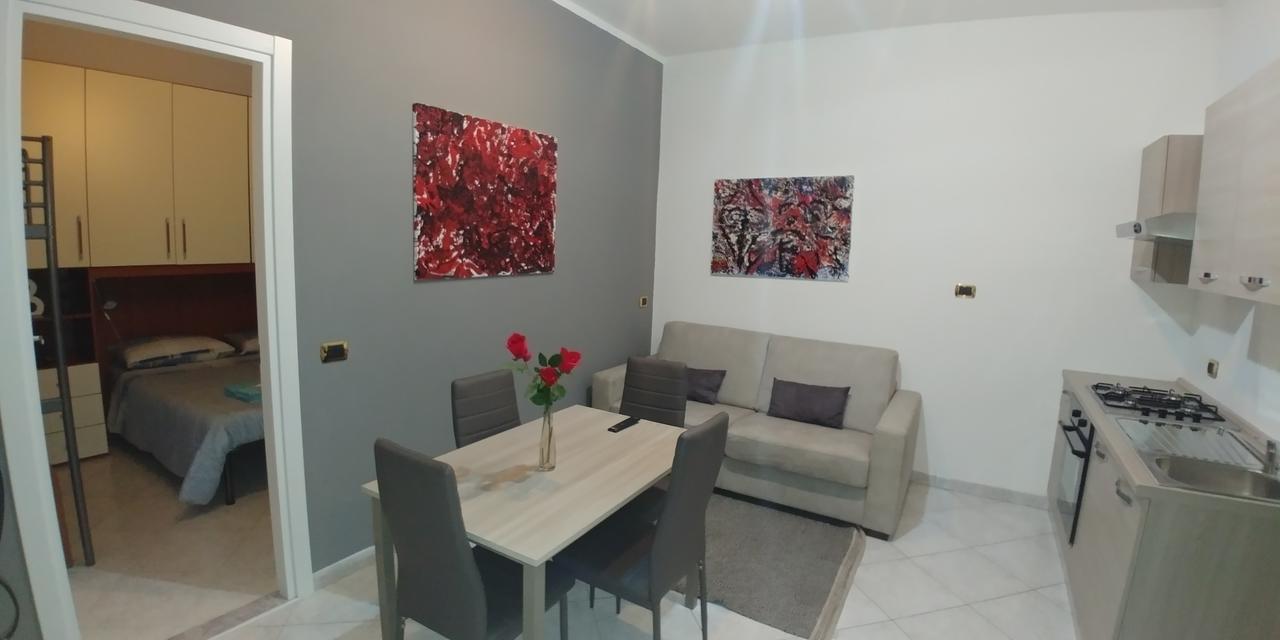 Affittacamere Valchiavenna - Foresteria Lombarda Con Parcheggio Privato Sul Posto! Apprezzata Gestione Familiare Dal 2012, Qualita-Prezzo Top! "Guest-House With Private Parking On Site! Appreciated Family Management Since 2012, Quality-Price Top!" Exterior foto