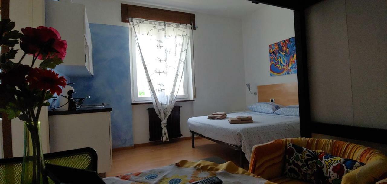 Affittacamere Valchiavenna - Foresteria Lombarda Con Parcheggio Privato Sul Posto! Apprezzata Gestione Familiare Dal 2012, Qualita-Prezzo Top! "Guest-House With Private Parking On Site! Appreciated Family Management Since 2012, Quality-Price Top!" Exterior foto