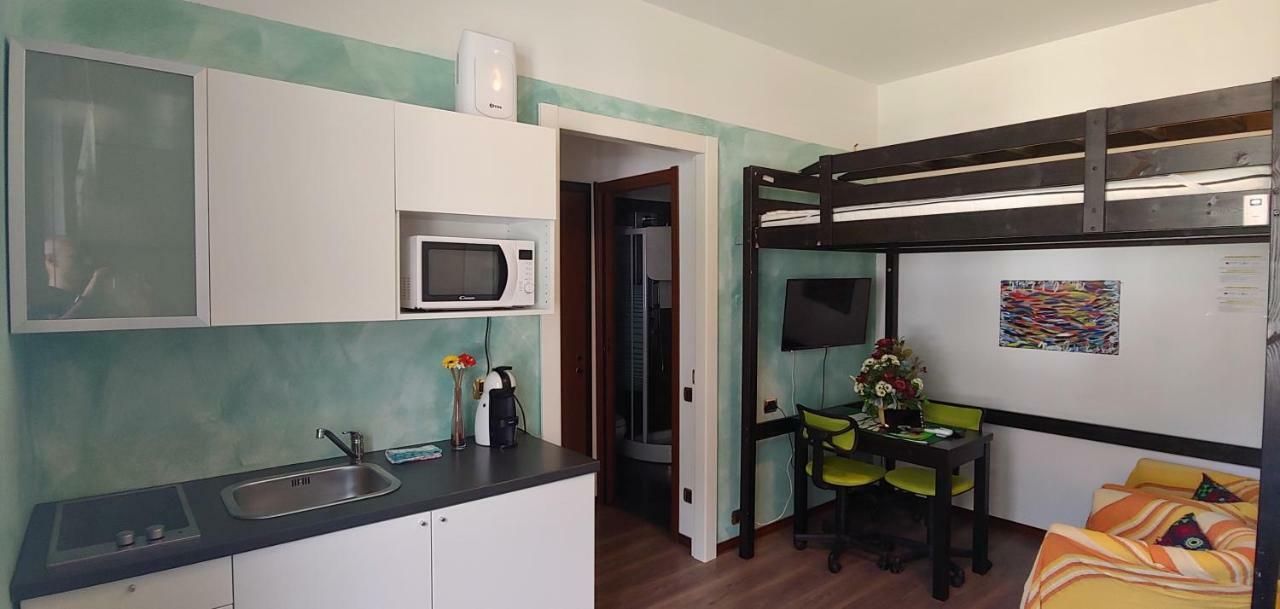 Affittacamere Valchiavenna - Foresteria Lombarda Con Parcheggio Privato Sul Posto! Apprezzata Gestione Familiare Dal 2012, Qualita-Prezzo Top! "Guest-House With Private Parking On Site! Appreciated Family Management Since 2012, Quality-Price Top!" Exterior foto